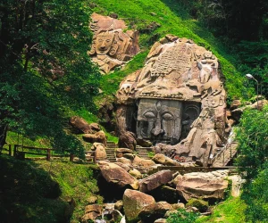 UNAKOTI
